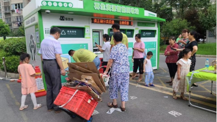 貓先生智能垃圾分類，垃圾分類房生產(chǎn)廠家，廢品回收站價(jià)格